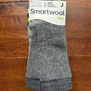 Smartwool Hike Large Merino Wool Crew Socks Gray Unisex Men Women Medium Cushion